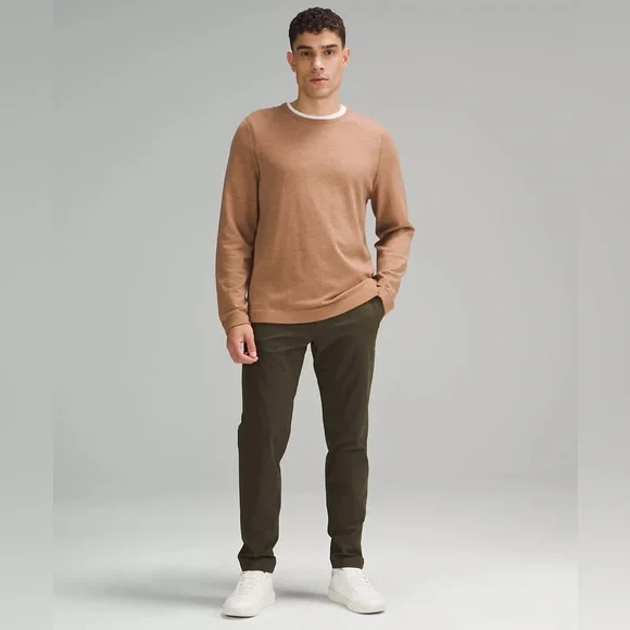 Lululemon ABC Slim-Fit Trouser 30L
Stretch Cotton VersaTwill - Picture 2 of 7